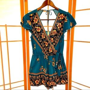 Key Hole Back Floral Romper